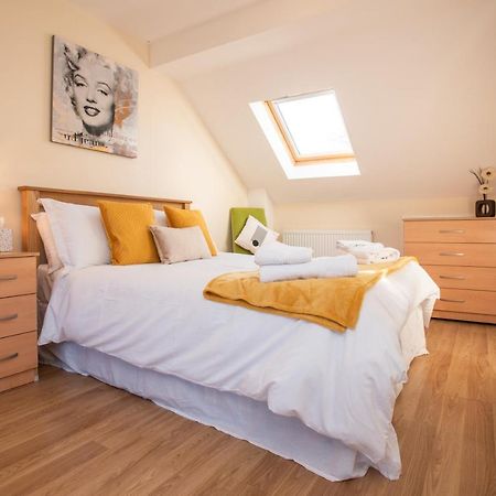 Cowley Spacious Flat With Parking, Oxford Exteriör bild